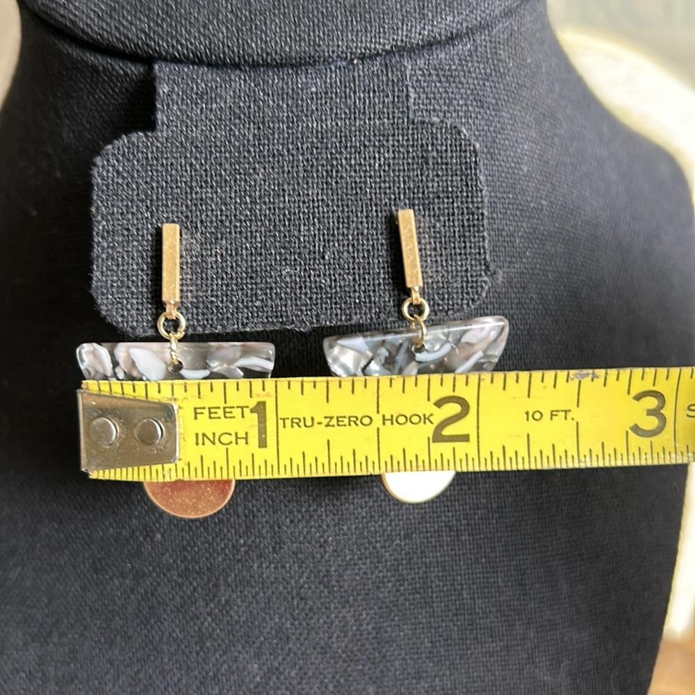 Abalone Look Earrings - Picture 4 of 5